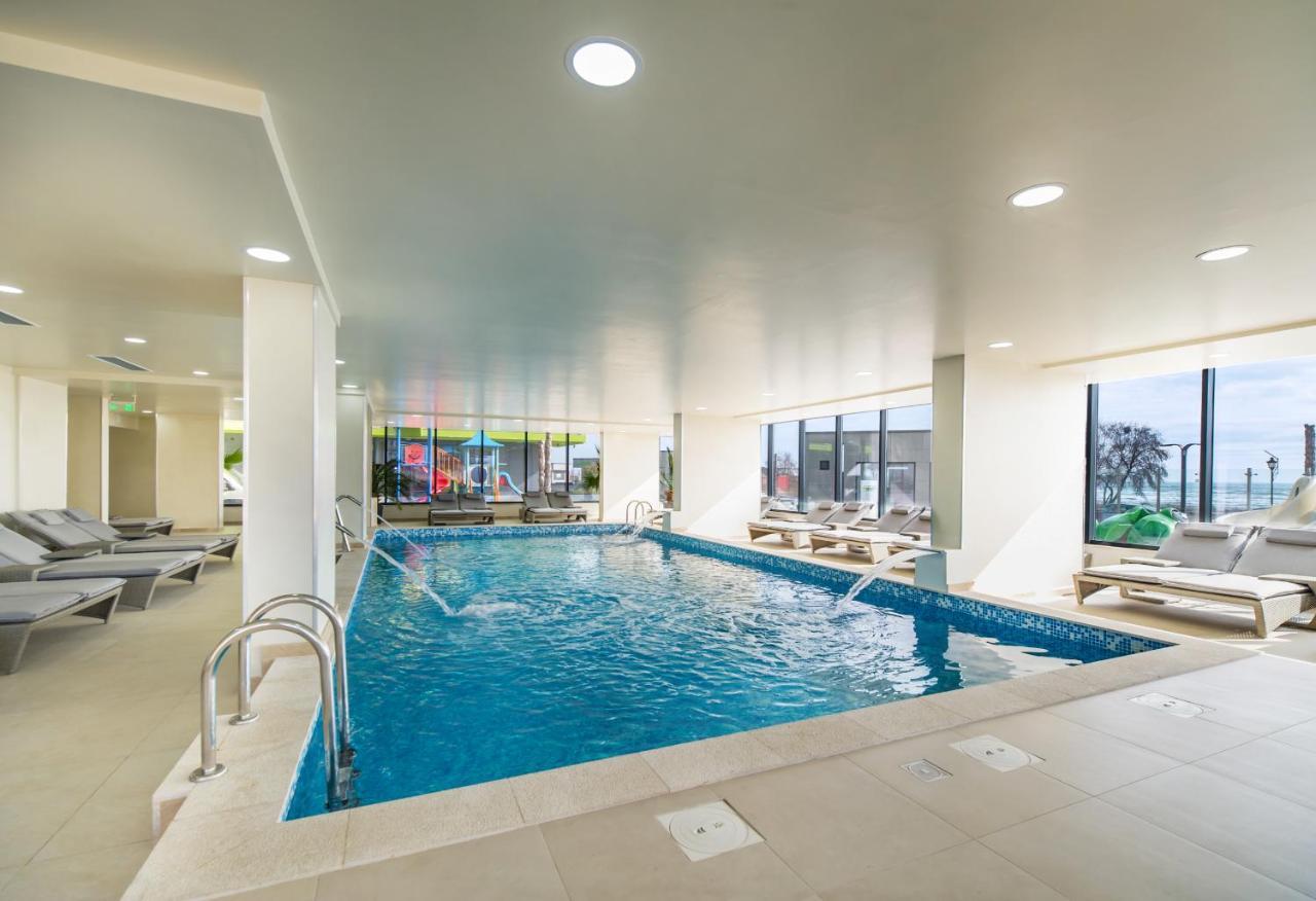 Vanilla Luxury Apartment Spa N Pool Beach Resort Năvodari Extérieur photo