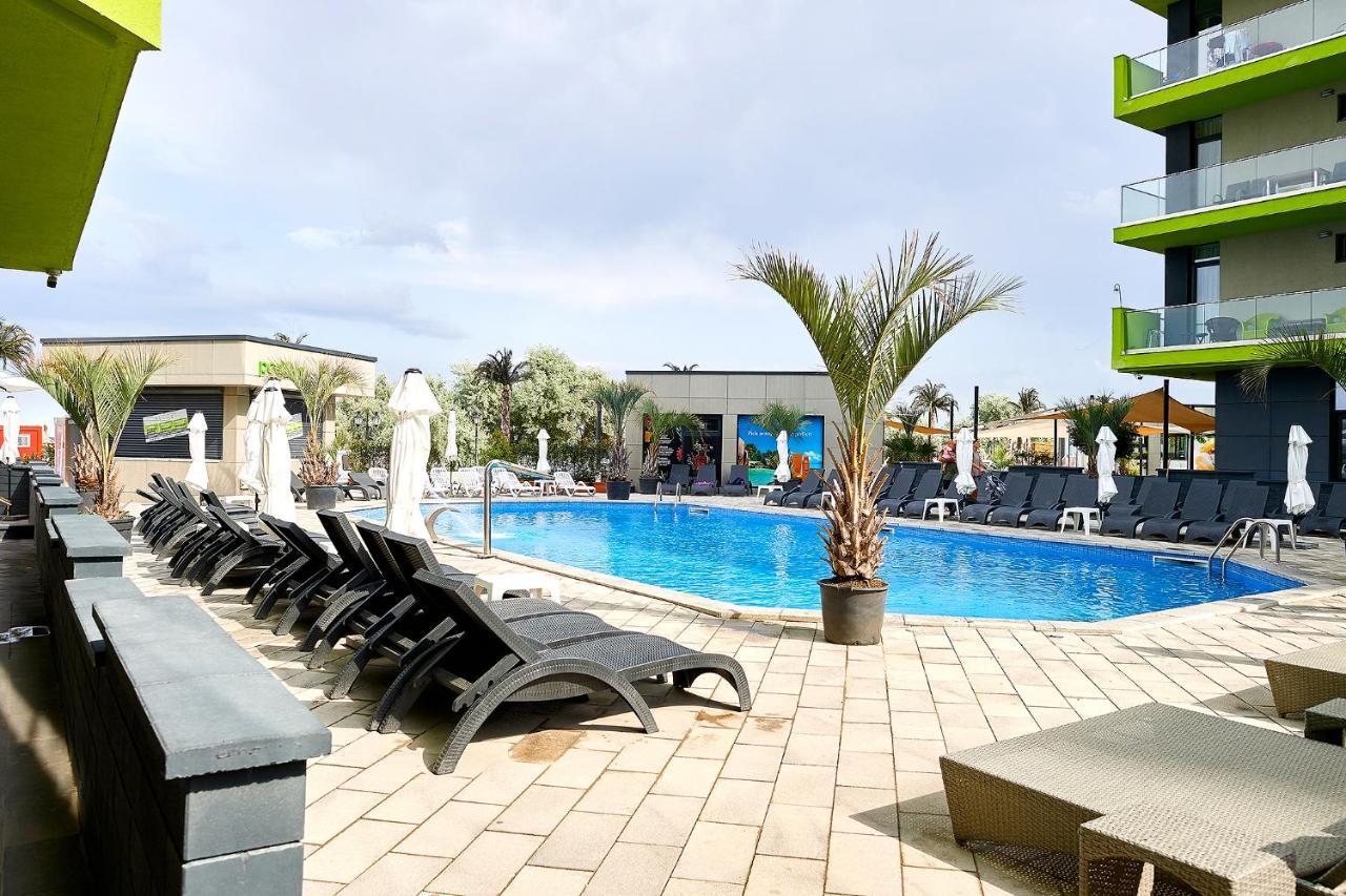 Vanilla Luxury Apartment Spa N Pool Beach Resort Năvodari Extérieur photo